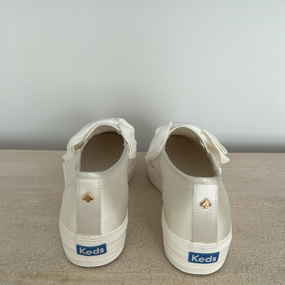 KATE SPADE x KEDS Triple Decker Bow Satin Sneaker Color: White Size: 8.5 - Picture 5 of 5